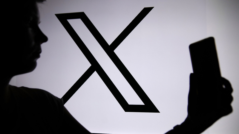 Major_Outage_Hits_Elon_Musk_s_X_Platform_in_U_S___Tracking_Reports_Show