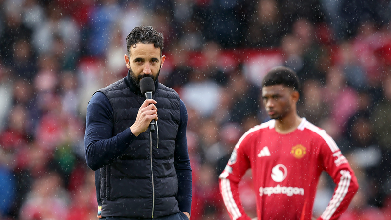 Manchester United Ends Turbulent Season with Controversial Victory Manchester_United_Ends_Turbulent_Season_with_Controversial_Victory
