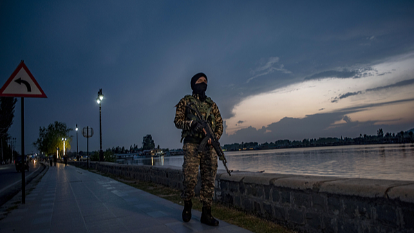 Pakistan and India Expel Diplomats Over Espionage Claims Pakistan_and_India_Expel_Diplomats_Over_Espionage_Claims