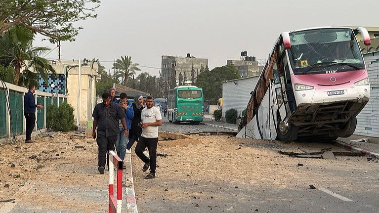 Rocket_Strikes_Escalate_Gaza_Conflict_as_China_Urges_Ceasefire - Khabar Asia Rocket_Strikes_Escalate_Gaza_Conflict_as_China_Urges_Ceasefire