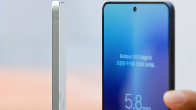 Samsung_Unveils_Ultra_Slim_S25_Edge_to_Challenge_Apple_in_Premium_Market - Khabar Asia Samsung_Unveils_Ultra_Slim_S25_Edge_to_Challenge_Apple_in_Premium_Market