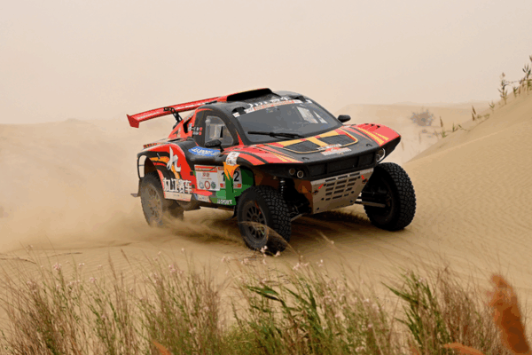 Taklimakan Rally Stage 8 Tests Racers in Xinjiang’s Harsh Desert Taklimakan_Rally_Stage_8_Tests_Racers_in_Xinjiang_s_Harsh_Desert video poster
