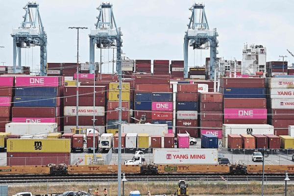 US-China Urgent Economic Talks Amid Tariff Turbulence US_China_Urgent_Economic_Talks_Amid_Tariff_Turbulence video poster