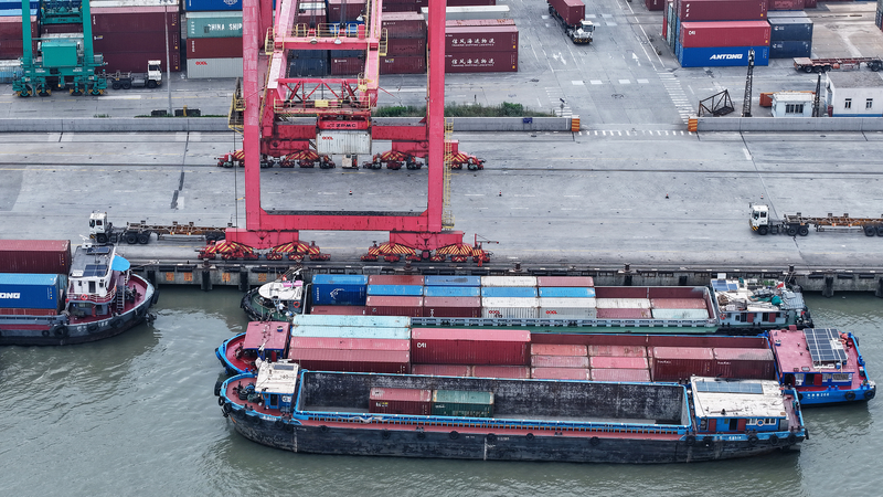 U.S. Orders Surge Post China Trade Talks, Shipping Capacity Maxed Out U_S__Orders_Surge_Post_China_Trade_Talks__Shipping_Capacity_Maxed_Out