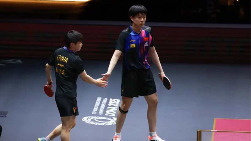 Wang, Sun Overcome Racket Scare to Advance in Doha Wang__Sun_Overcome_Racket_Scare_to_Advance_in_Doha