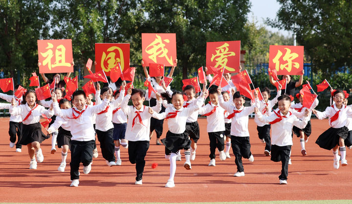 Xi_Encourages_Youth_at_Chinese_Young_Pioneers_Congress - Khabar Asia Xi_Encourages_Youth_at_Chinese_Young_Pioneers_Congress