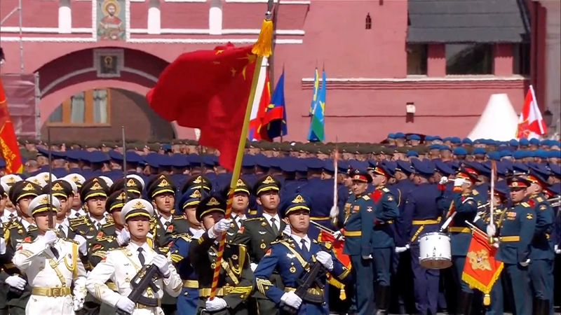 Xi_Jinping_Observes_PLA_Guard_of_Honor_at_Moscow_Victory_Day_Parade_poster - Khabar Asia Xi_Jinping_Observes_PLA_Guard_of_Honor_at_Moscow_Victory_Day_Parade video poster