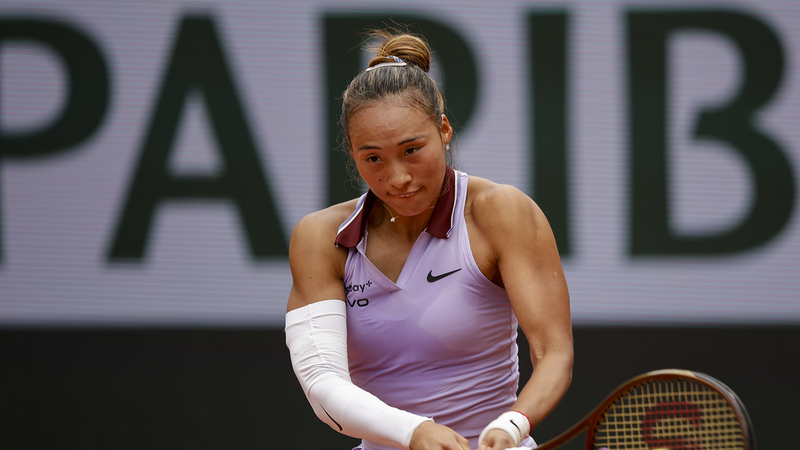 Zheng Qinwen Powers Into French Open Third Round with Commanding Win Zheng_Qinwen_Powers_Into_French_Open_Third_Round_with_Commanding_Win