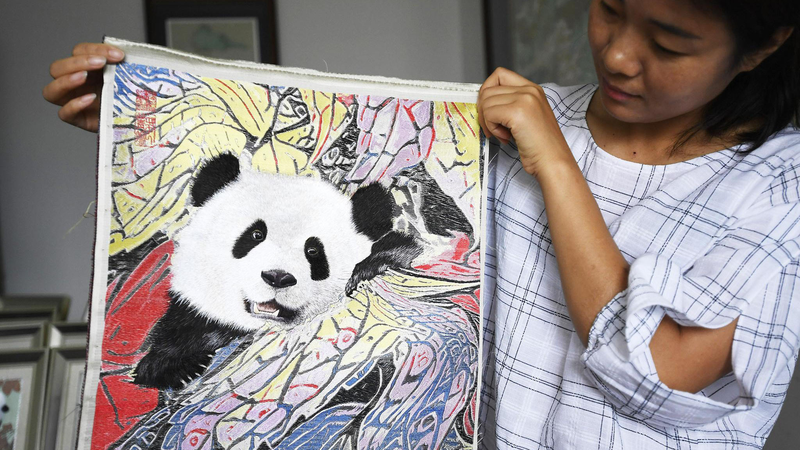 AI_Revives_Ancient_Chinese_Crafts_with_Modern_Innovation video poster