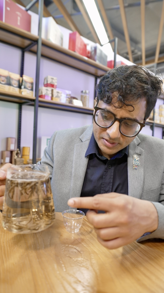 Brewing_Bonds__Chinese_Tea_Cultivates_New_Markets_in_Africa_poster - Khabar Asia Brewing_Bonds__Chinese_Tea_Cultivates_New_Markets_in_Africa video poster