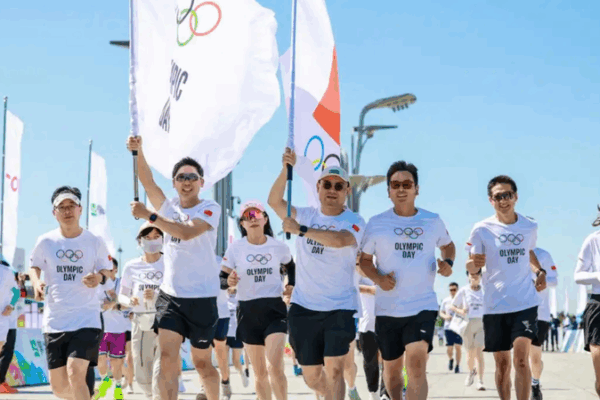 China Celebrates Olympic Day with Nationwide Fitness Events China_Celebrates_Olympic_Day_with_Nationwide_Fitness_Events