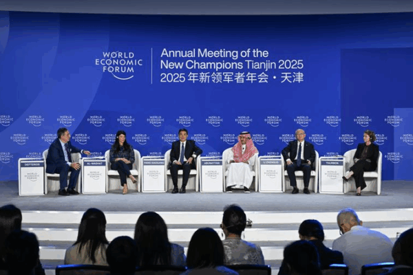 China Champions Global Growth at Summer Davos Forum China_Champions_Global_Growth_at_Summer_Davos_Forum