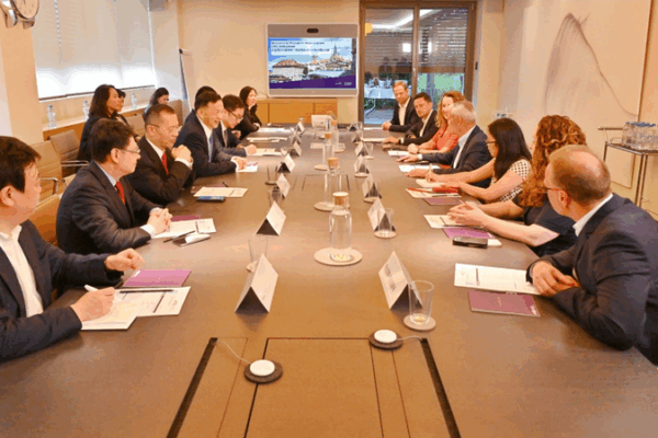 China Media Group, FEI Strengthen Ties to Boost Equestrian Sports and Olympic Spirit China_Media_Group__FEI_Strengthen_Ties_to_Boost_Equestrian_Sports_and_Olympic_Spirit