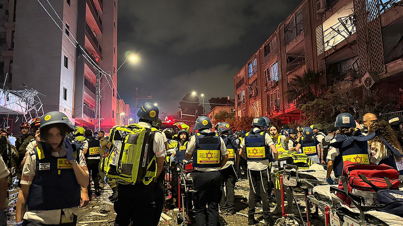 China_Urges_Citizens_to_Leave_Israel_Amid_Rising_Tensions_with_Iran