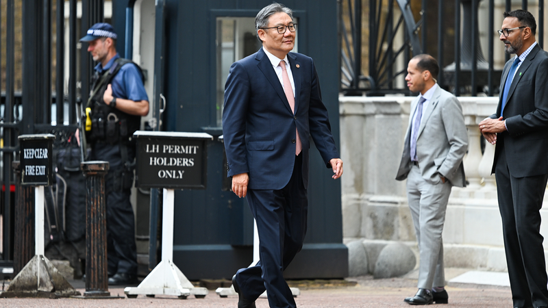 China and U.S. Forge Economic Dialogue Path Amid Global Uncertainty China_and_U_S__Forge_Economic_Dialogue_Path_Amid_Global_Uncertainty