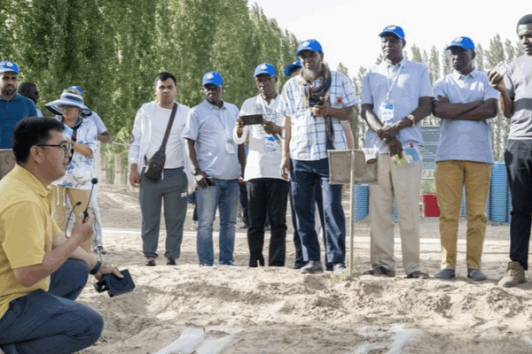 China’s GDI: Bridging Development and Human Rights Globally China_s_GDI__Bridging_Development_and_Human_Rights_Globally