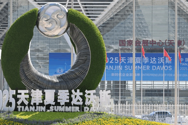 China’s Tech Innovations Fuel Global Growth at 2025 Summer Davos China_s_Tech_Innovations_Fuel_Global_Growth_at_2025_Summer_Davos