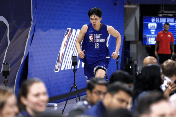 China’s Yang Hansen Eyes NBA Draft: Next Yao Ming or Jokic 2.0? China_s_Yang_Hansen_Eyes_NBA_Draft__Next_Yao_Ming_or_Jokic_2_0_ video poster