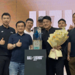 Chinese_Gamer_Uzi_Enters_League_of_Legends_Hall_of_Legends