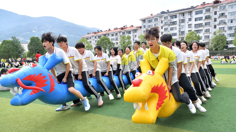 Chinese Schools Embrace Creativity to Ease Gaokao Stress Chinese_Schools_Embrace_Creativity_to_Ease_Gaokao_Stress