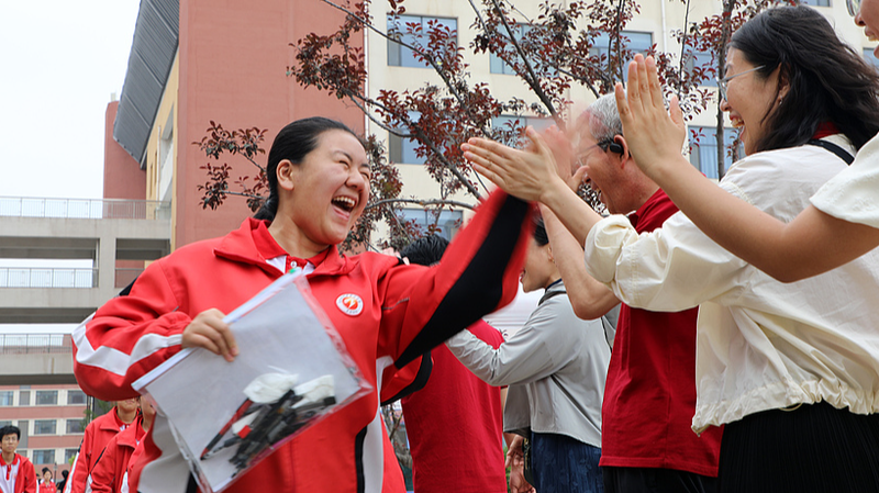 Gaokao_2025_Kicks_Off_with_Cultural_Rituals_and_Community_Solidarity - Khabar Asia Gaokao_2025_Kicks_Off_with_Cultural_Rituals_and_Community_Solidarity