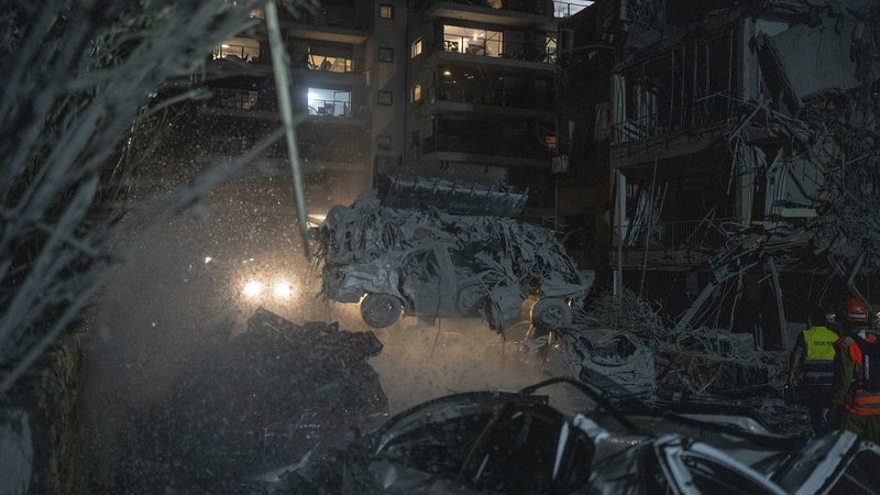 Israel_and_Iran_Exchange_Missile_Strikes_as_Regional_Tensions_Escalate - Khabar Asia Israel_and_Iran_Exchange_Missile_Strikes_as_Regional_Tensions_Escalate