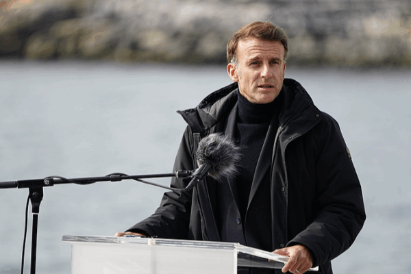 Macron Backs Greenland’s Autonomy, Criticizes U.S. Takeover Remarks Macron_Backs_Greenland_s_Autonomy__Criticizes_U_S__Takeover_Remarks
