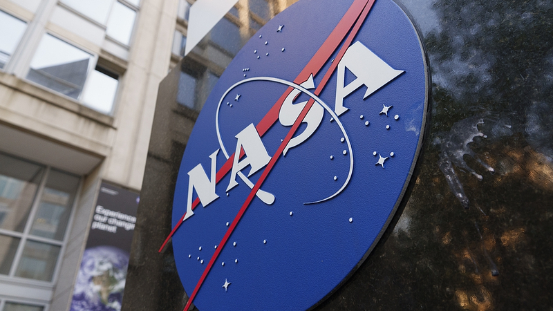 Musk-Trump Feud Sparks Concerns Over NASA, Pentagon Programs Musk_Trump_Feud_Sparks_Concerns_Over_NASA__Pentagon_Programs