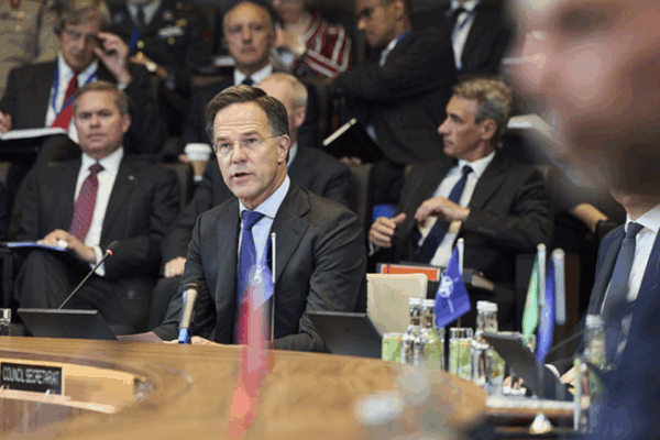 NATO Defense Budget Debate Reveals Deep Rifts Ahead of Summit NATO_Defense_Budget_Debate_Reveals_Deep_Rifts_Ahead_of_Summit