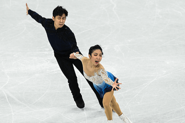 Olympic Champions Sui & Han Return to Ice for 2026 Olympic Bid Olympic_Champions_Sui___Han_Return_to_Ice_for_2026_Olympic_Bid