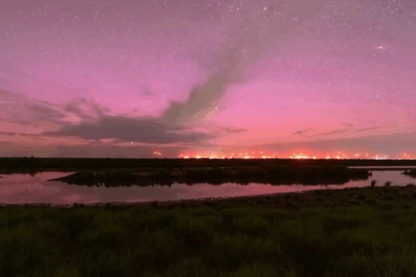 Rare Pink Aurora Lights Up Northeast China’s Sky Rare_Pink_Aurora_Lights_Up_Northeast_China_s_Sky