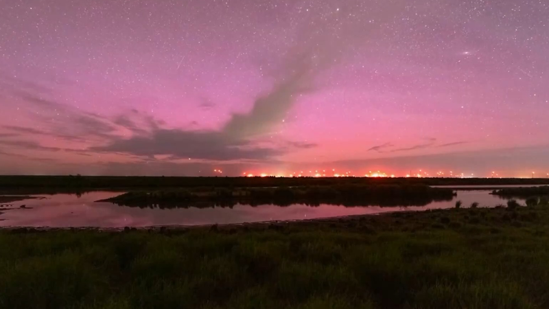 Rare_Pink_Aurora_Lights_Up_Northeast_China_s_Sky
