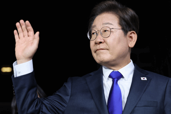 S. Korea’s New President Pledges Dialogue to Ease Tensions with DPRK S__Korea_s_New_President_Pledges_Dialogue_to_Ease_Tensions_with_DPRK
