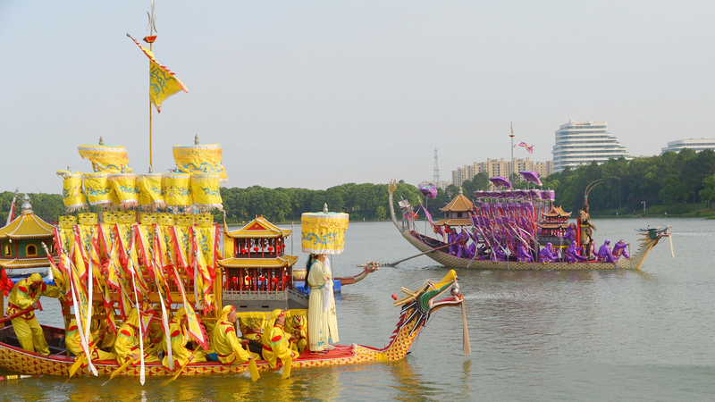 Shanghai_s_Dragon_Boat_Festival_Celebrates_Heritage_with_Spectacular_Show