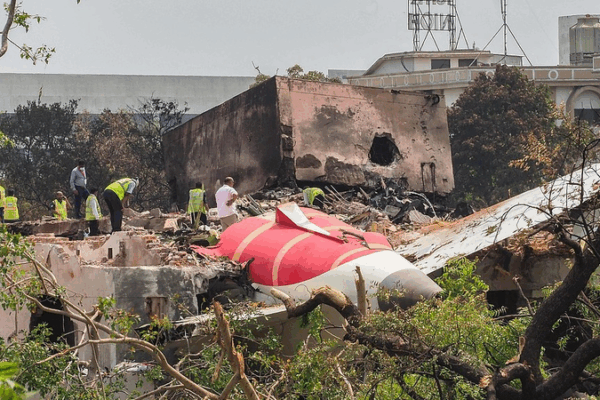 Sole Survivor Recounts Miracle Escape in Indian Air Crash Sole_Survivor_Recounts_Miracle_Escape_in_Indian_Air_Crash video poster