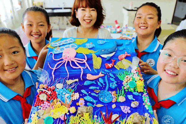Students Craft Ocean Art from Recycled Materials to Promote Marine Conservation Students_Craft_Ocean_Art_from_Recycled_Materials_to_Promote_Marine_Conservation