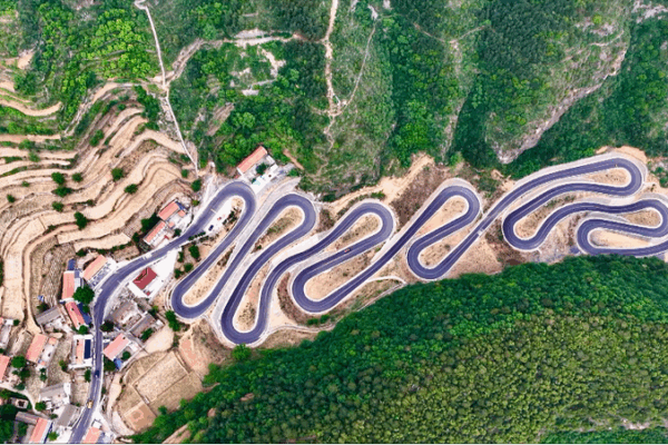 Taihang Highway’s 2.5km Marvel: 16 Turns Through Shanxi’s Mountains Taihang_Highway_s_2_5km_Marvel__16_Turns_Through_Shanxi_s_Mountains video poster