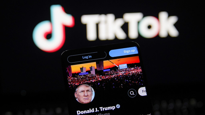 Trump Extends TikTok Deadline Again Amid Ongoing US-China Negotiations Trump_Extends_TikTok_Deadline_Again_Amid_Ongoing_US_China_Negotiations