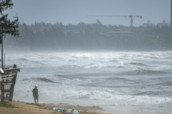 Typhoon Wutip Targets Hainan, Guangdong With Dual Landfalls Typhoon_Wutip_Targets_Hainan__Guangdong_With_Dual_Landfalls