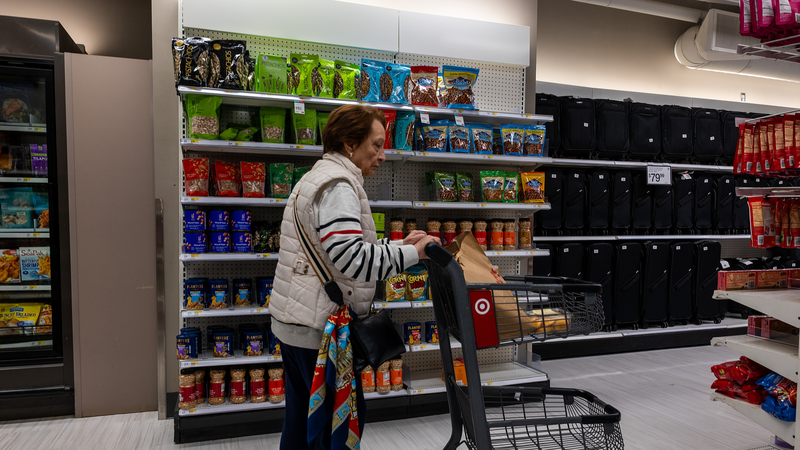 US Economic Outlook Dims as Tariffs Fuel Uncertainty, Fed Reports US_Economic_Outlook_Dims_as_Tariffs_Fuel_Uncertainty__Fed_Reports