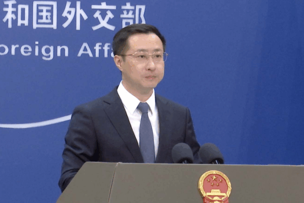 U.S. Visa Curbs for Harvard Students Draw Beijing’s Criticism U_S__Visa_Curbs_for_Harvard_Students_Draw_Beijing_s_Criticism video poster
