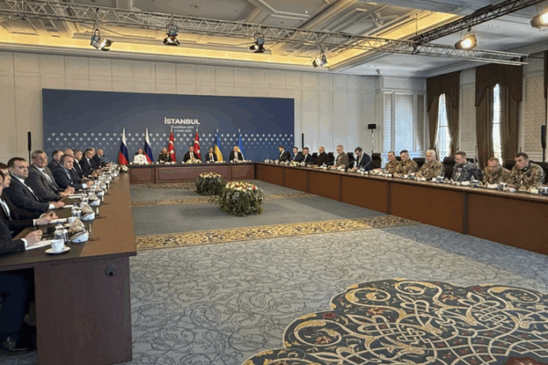 Ukraine and Russia Report Progress in Istanbul Peace Talks Ukraine_and_Russia_Report_Progress_in_Istanbul_Peace_Talks