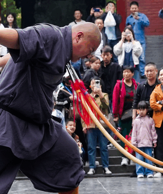Shaolin Monk’s Spear-Throat Feat Showcases Ancient Kung Fu Mastery Shaolin Monk’s Spear-Throat Feat Showcases Ancient Kung Fu Mastery video poster
