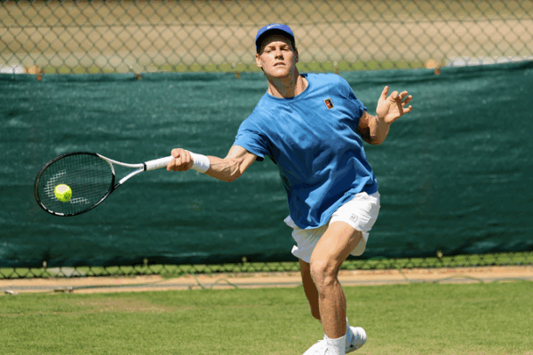 Wimbledon 2024: Top Seeds Clash as Sinner Eyes Breakthrough Wimbledon_2024__Top_Seeds_Clash_as_Sinner_Eyes_Breakthrough