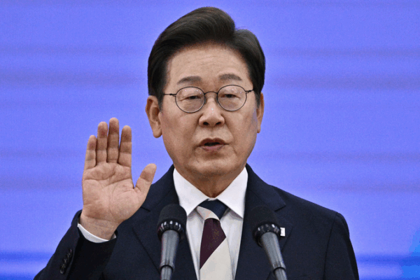 Xi Jinping Congratulates Lee Jae-myung on South Korean Presidency Xi_Jinping_Congratulates_Lee_Jae_myung_on_South_Korean_Presidency