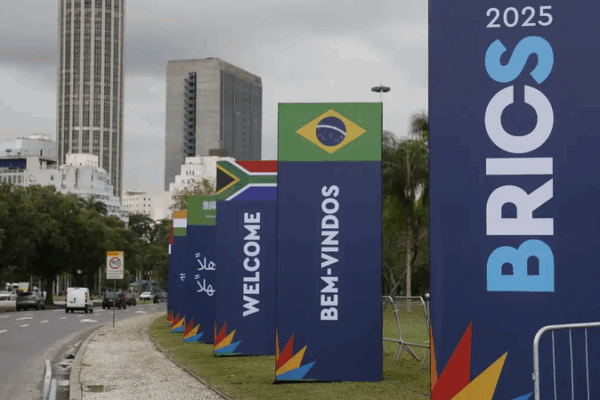 17th BRICS Summit Kicks Off in Rio Amid Global Economic Shifts 17th_BRICS_Summit_Kicks_Off_in_Rio_Amid_Global_Economic_Shifts