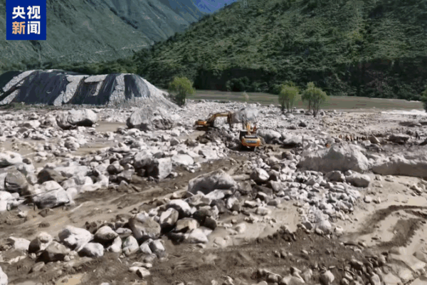4 Missing After Sichuan Landslides Triggered by Heavy Rains 4_Missing_After_Sichuan_Landslides_Triggered_by_Heavy_Rains