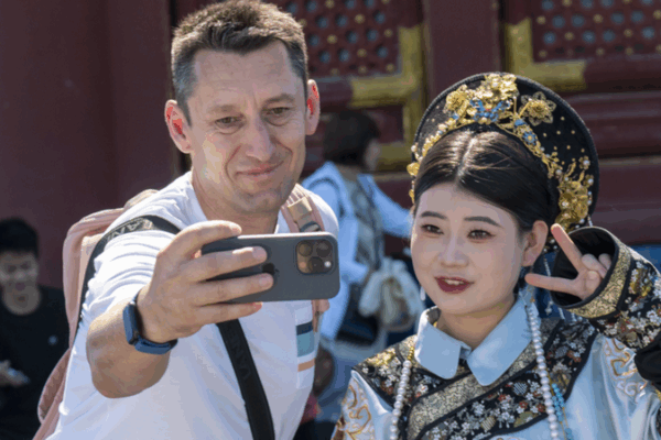 Beijing Booms as Visa-Free Travel Fuels Tourism Surge Beijing_Booms_as_Visa_Free_Travel_Fuels_Tourism_Surge