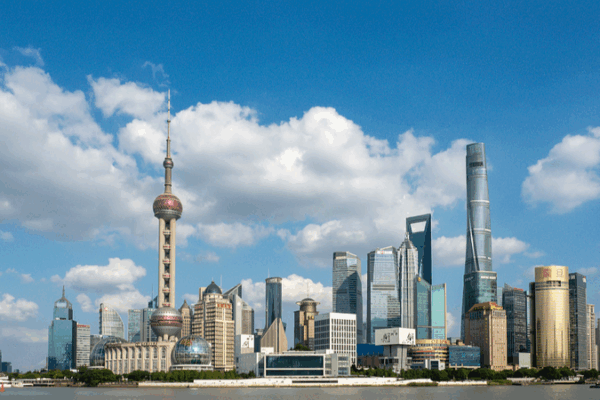 China Attracts Surge in Foreign Tech Investment Amid Global Shifts China_Attracts_Surge_in_Foreign_Tech_Investment_Amid_Global_Shifts