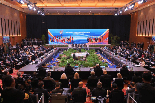 China_Reaffirms_South_China_Sea_Stance_at_ASEAN_Meetings